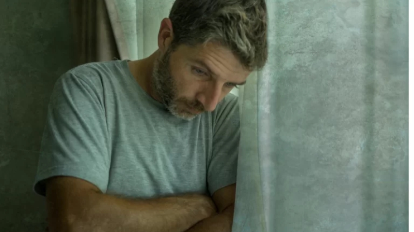 ¿Qué causa la Miastenia Gravis?