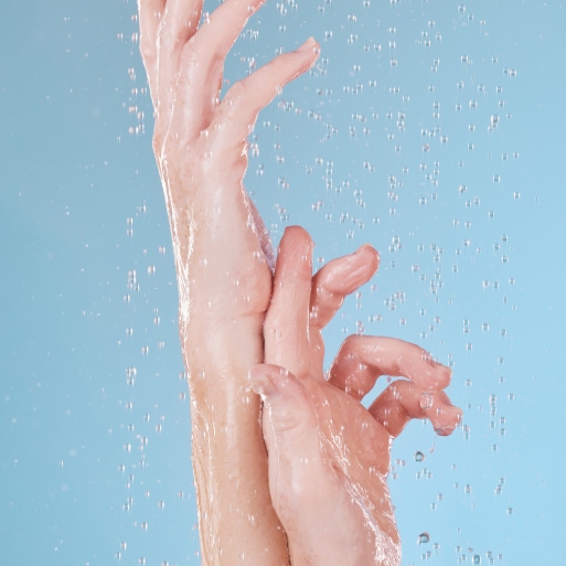 Dr. Víctor Gómez Ponce